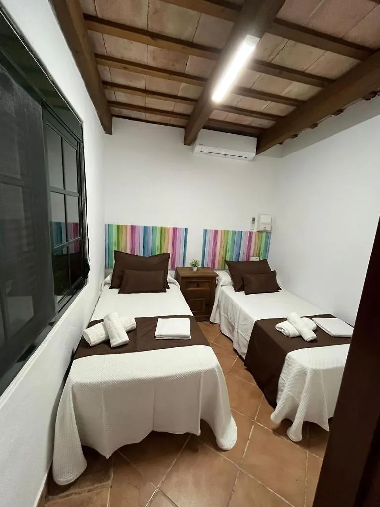 Casa Chocolate Vila Malcocinado  Casa de Férias